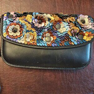 Gorgeous Coach Tea Rose Clutch